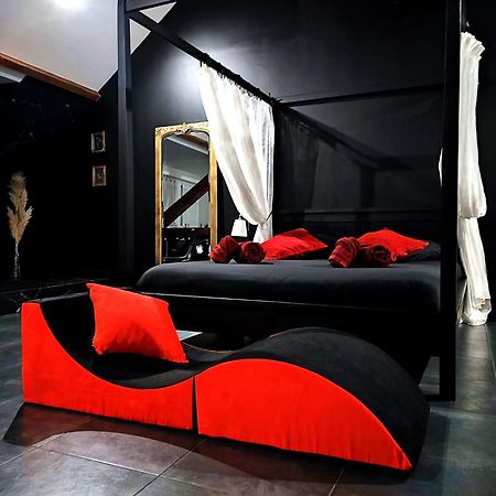 Love Room A มงตาร์ฌี ภายนอก รูปภาพ