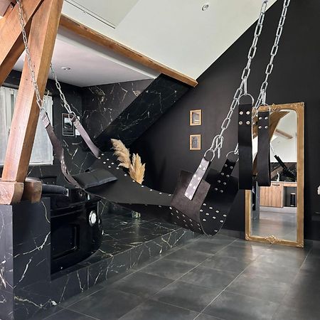 Love Room A มงตาร์ฌี ภายนอก รูปภาพ