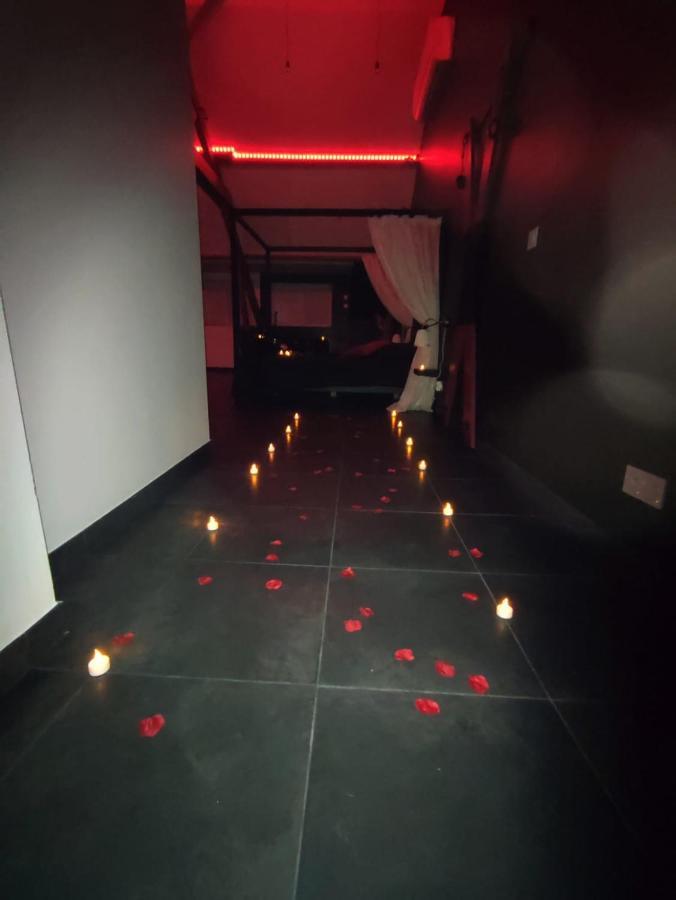 Love Room A มงตาร์ฌี ภายนอก รูปภาพ